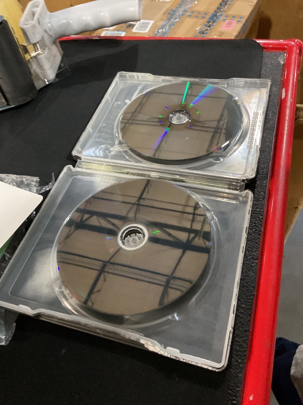 Photo 1 of **4K DISC MAY NOT WORK**Schindler's List (Limited Edition Steelbook) [4K Ultra HD + Blu-ray + Digital HD]