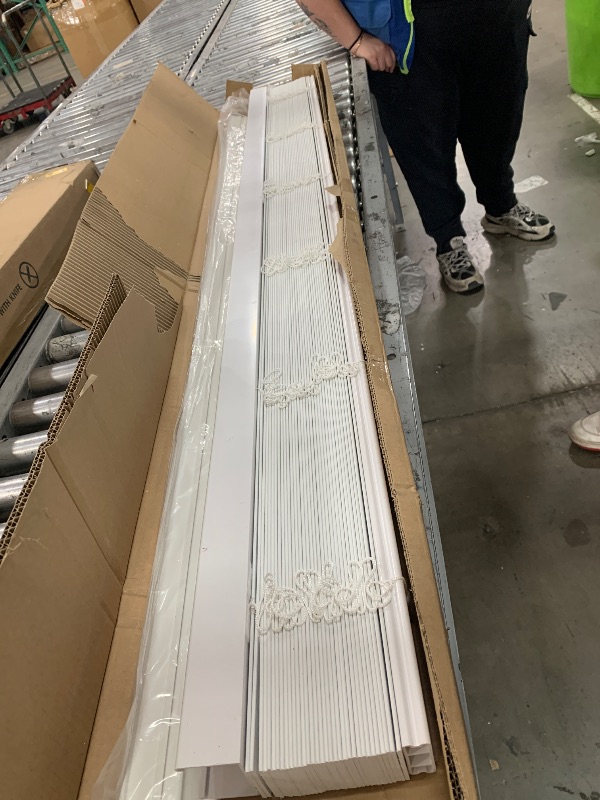 Photo 1 of 4ft long white window blinds 