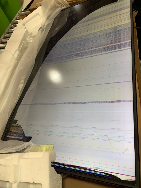 Photo 1 of PARTS ONLY***VIZIO 50-Inch V-Series 4K UHD LED Smart TV with Voice Remote, Dolby Vision, HDR10+, Alexa Compatibility, 2022 Model