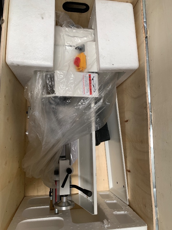 Photo 1 of VEVOR Mini Metal Lathe 8"x14", Mini Lathe Machine 2250 PRM Variable Speed Change,Precision Mini Lathe 600W Metal Working Lathe, Small Metal Lathe, Milling Machine for Various Types of Metal Turning