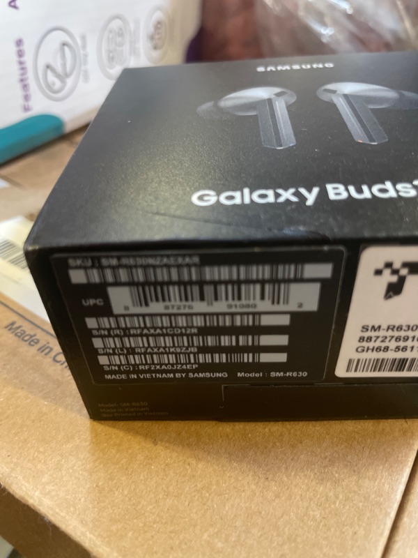 Photo 1 of SAMSUNG Galaxy Buds 3 Pro AI True Wireless Bluetooth Earbuds, Noise Cancelling, Sound Optimization, Redesigned Comfort Fit, Silver [US Version, Amazon Exclusive, 2Yr Warranty]