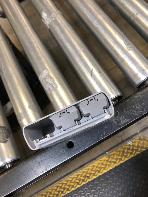 Photo 1 of Rszfnjxry Mini 4K/Mini 2 Series Intelligent Flight Battery(2 Packs) with Two-Way Charging Hub Compatible with DJI Mini 4K/Mini 2/Mini 2 SE/Mini SE,2400mAh 31 Mins Flight Time