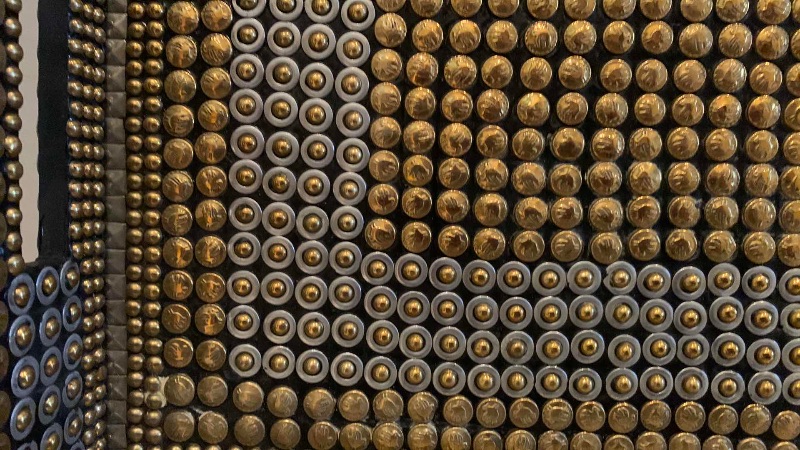 Photo 1 of KIM SEYBERT VANITY TRAY, WIRE CANDLE HOLDER