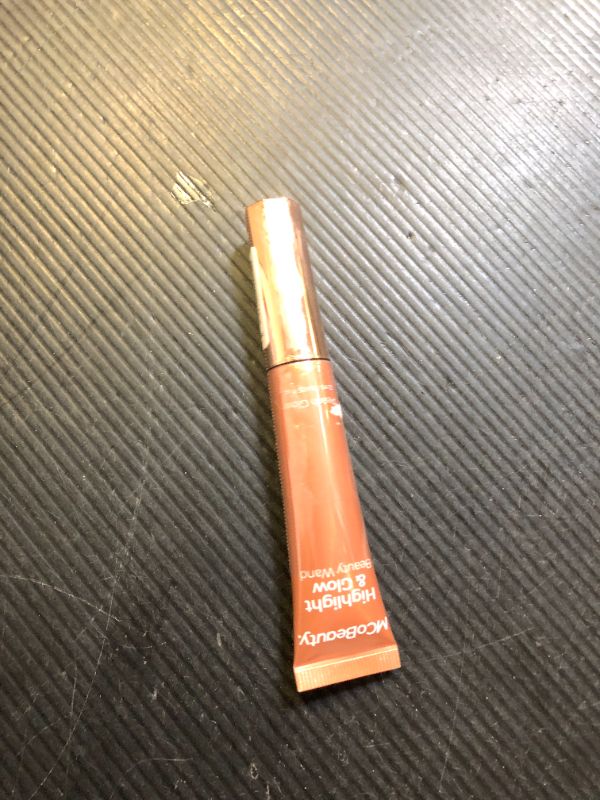 Photo 1 of MCoBeauty Highlight & Glow Beauty Wand, Peach Glow, Luminous Highlight for Radiance Skin, Vegan, Cruelty Free Cosmetics