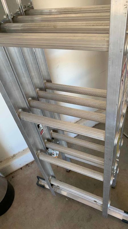 Photo 1 of WERNER DUTY MASTER TYPE IA EXTRA HEAVY DUTY INDUSTRIAL LADDER MODEL M7-14