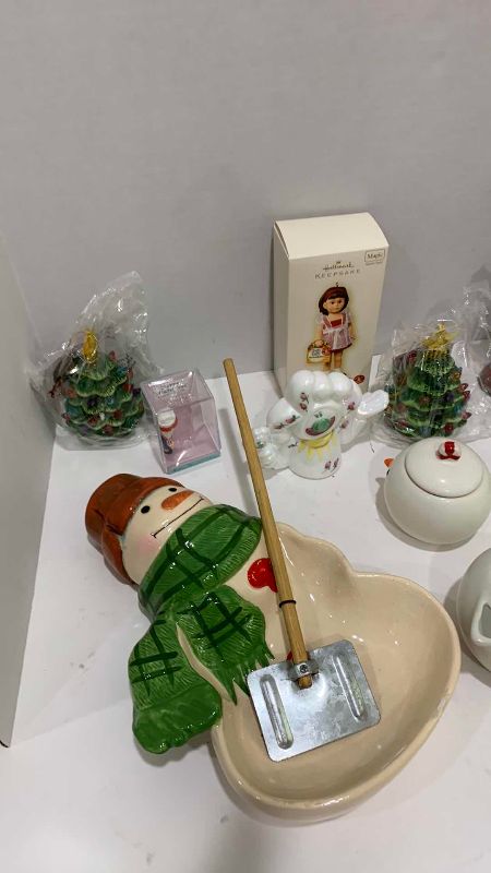 Photo 1 of CHRISTMAS DECORATIONS
