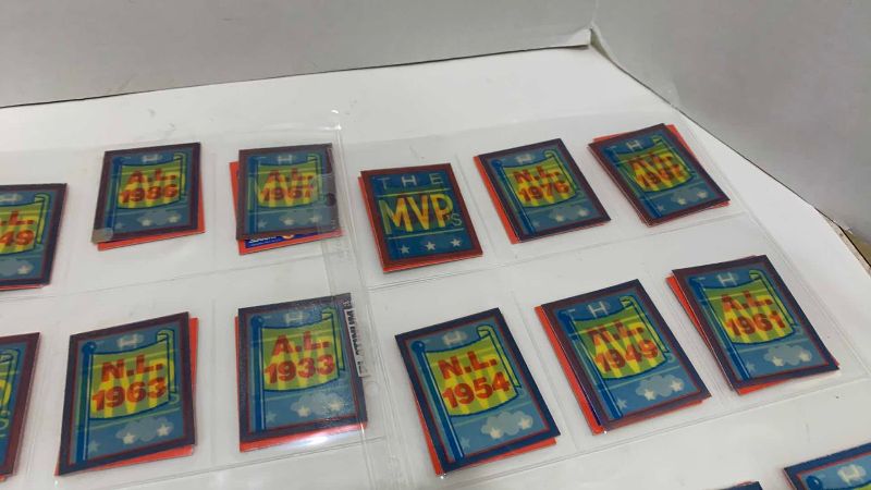 Photo 1 of 1990 SCORE PRISM BASEBALL CARDS