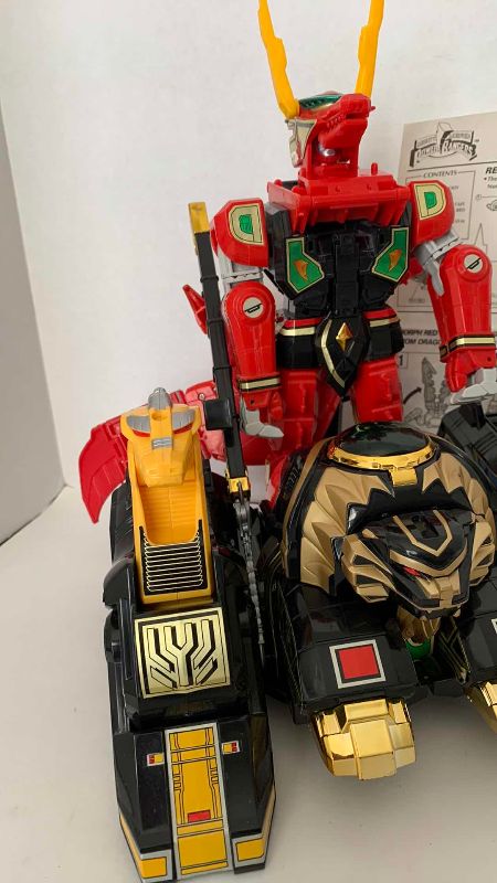 Photo 1 of VINTAGE MIGHTY MORPHING POWER RANGERS THUNDERZORD ASSAULT TEAM ACTION FIGURE