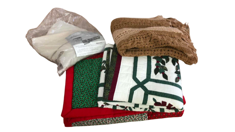Photo 1 of CHRISTMAS STYLE BLANKETS
