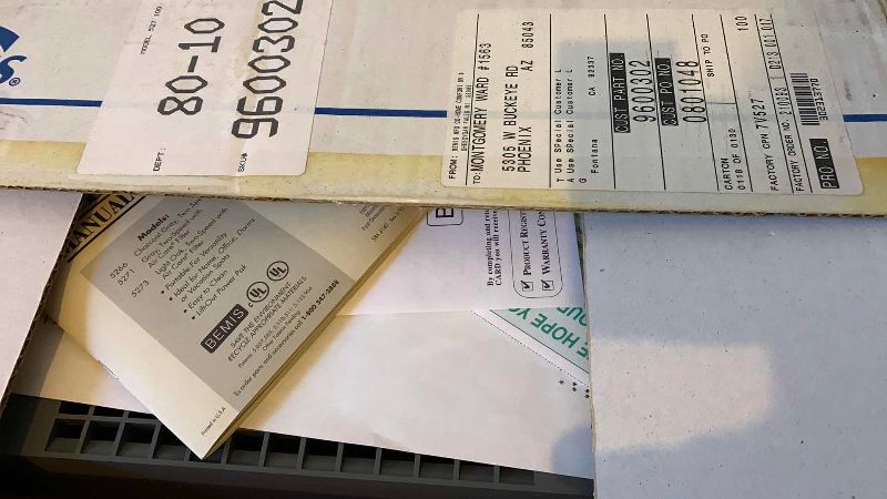 Photo 1 of BEMIS 3.5 GALLON EVAPORATIVE HUMIDIFIER WITH AIR CLEANING FILTER