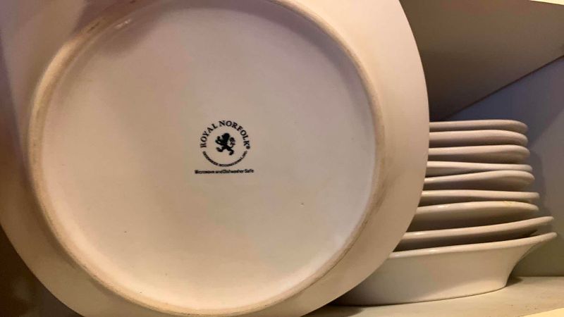 Photo 1 of CONTENTS OF SHELF