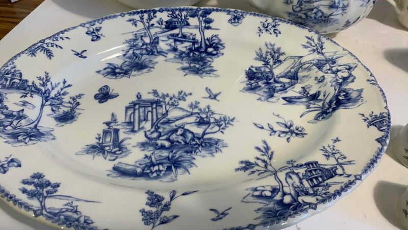 Photo 1 of 18 VINTAGE QUEENS CHELSEA TOILE SERVING WARE SET