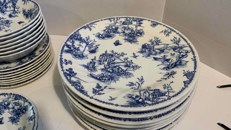 Photo 1 of 33 VINTAGE CHURCHILL PLATES AND BOWLS