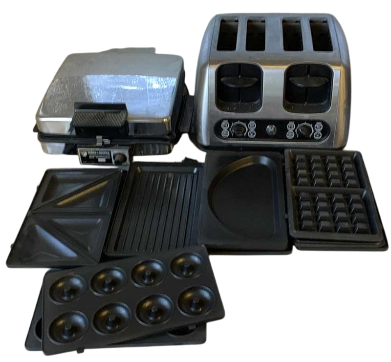 Photo 1 of 4 SLOT TOASTER AND BLACK AND DECKER WAFFLE GRILL MACHINE WITH EXTRA PLATES