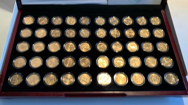 Photo 1 of 1999-2008 STATE QUARTERS IN CHERRY CASE