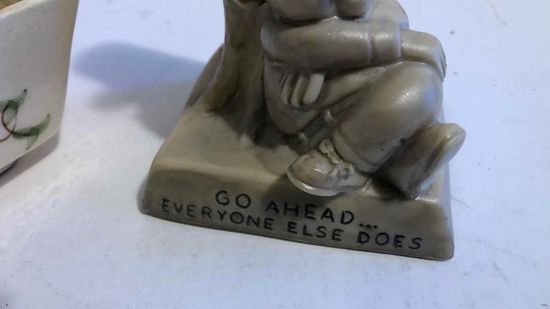 Photo 1 of 2 VINTAGE NOVELTY COMEDY  ITEMS