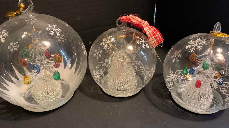 Photo 1 of 5 GLASS LIGHT UP CHRISTMAS DECORATIONS