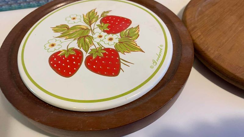 Photo 1 of 5 POT HOLDERS