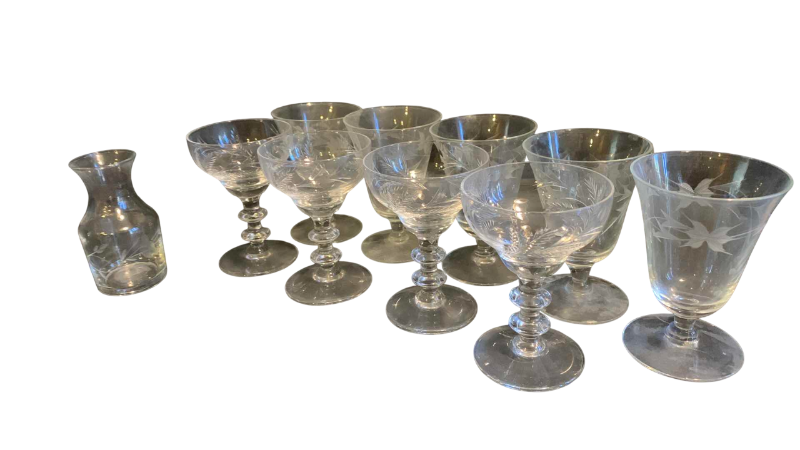 Photo 1 of 9 CRYSTAL CORDIAL GLASSES AND A BUD VASE