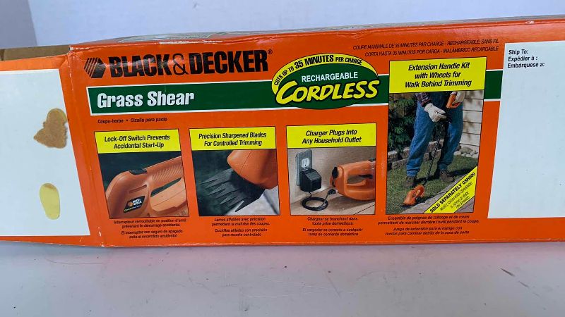 Photo 1 of BLACK AND DECKER GRASS SHEAR