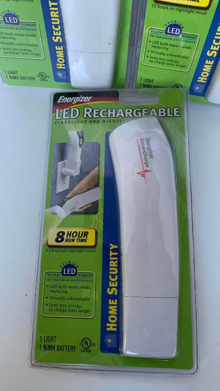 Photo 1 of 3 ENERGIZER LED RECHARGEABLE FLASHLIGHT AND NIGHTLIGHTS