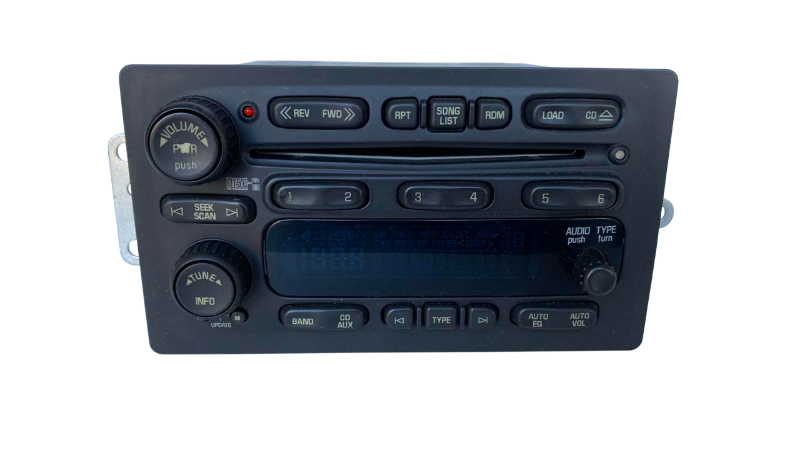 Photo 1 of 2003-2005 CHEVY/GMC TRUCK OR VAN AM/FM CD PLAYER