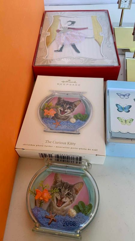 Photo 1 of BOX OF STATIONARY AND GREETING CARDS