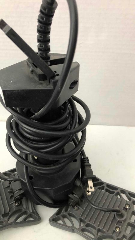 Photo 1 of 4 LIGHT BULB SOCKET GARAGE LIGHTS