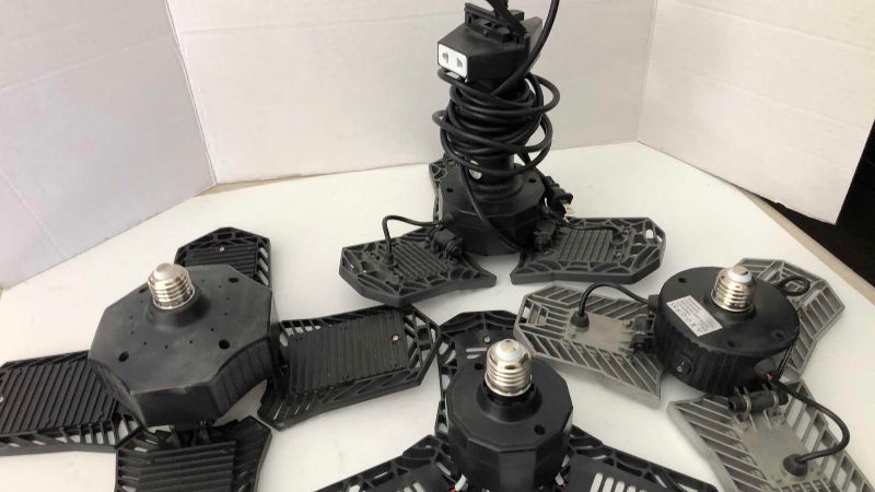 Photo 1 of 4 LIGHT BULB SOCKET GARAGE LIGHTS