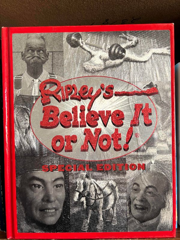 Photo 1 of CONTENTS OF SHELF: JOKES & RIDDLES BOOKS