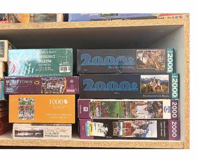 Photo 1 of (13)PCS PUZZLES