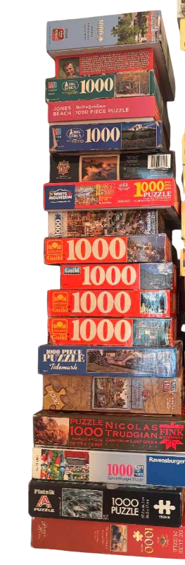 Photo 1 of (18)PCS PUZZLES