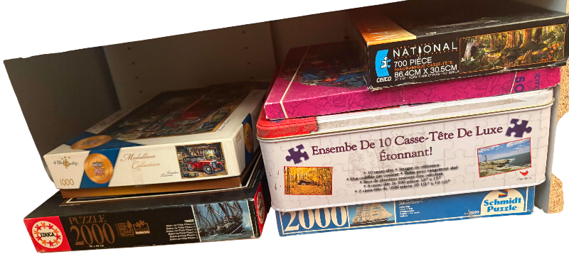 Photo 1 of (6)PCS PUZZLES