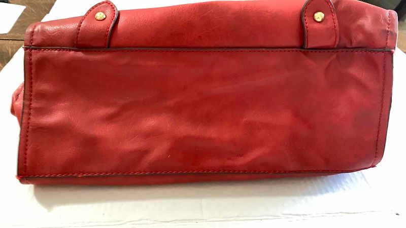 Photo 1 of LONDON FOG HANDBAG