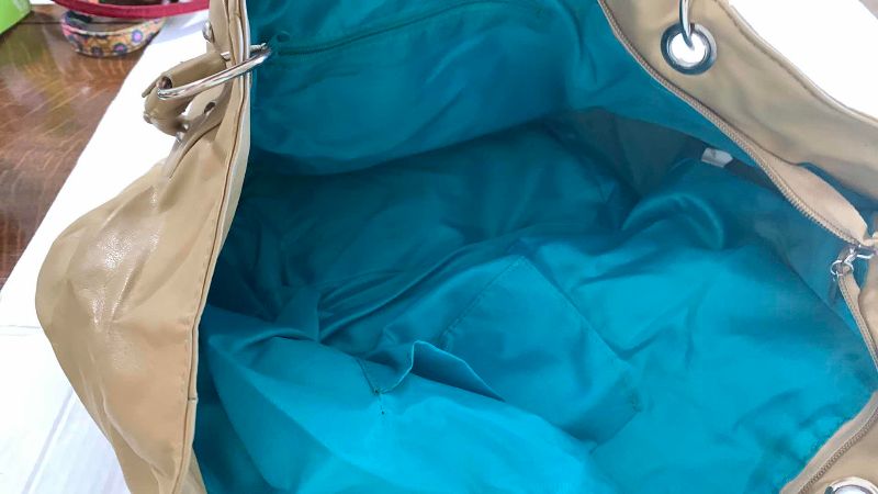 Photo 1 of 3 WOMENS PURSES