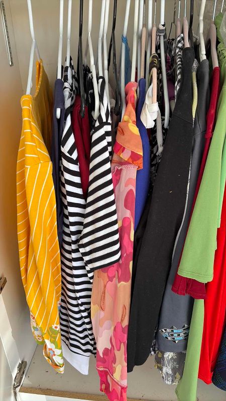 Photo 1 of CONTENTS OF GARAHE STORAGE WOMENS CLOTHING XL-2XL
