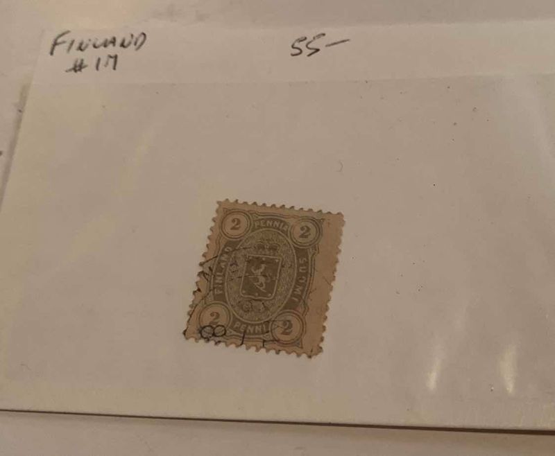 Photo 1 of FINLAND 1875 COAT OF ARMS STAMP
