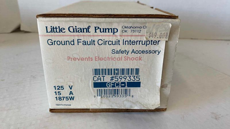 View 2 of GROUND FAULT, CIRCUIT INTERRUPTER EXTENSION CORD STYLE
