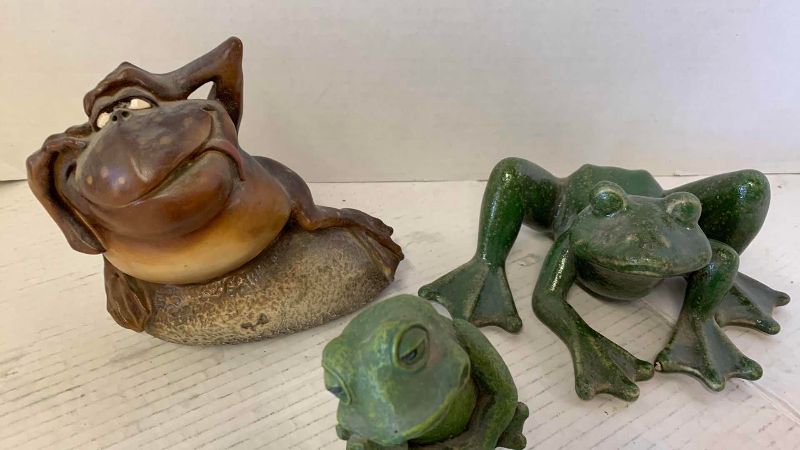 View 2 of ASSORTED FROGS, INCLUDING SALT AND PEPPER SHAKER TALLEST 6 INCHES