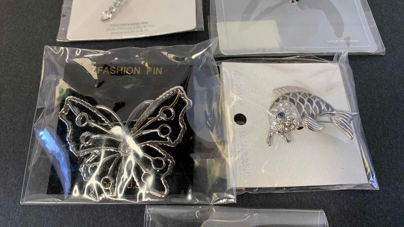 View 3 of $64 RHINESTONE ANIMAL JEWELRY