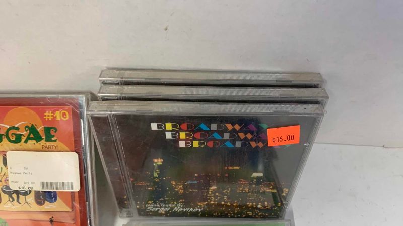 View 4 of ASSORTED MUSIC CD’S
