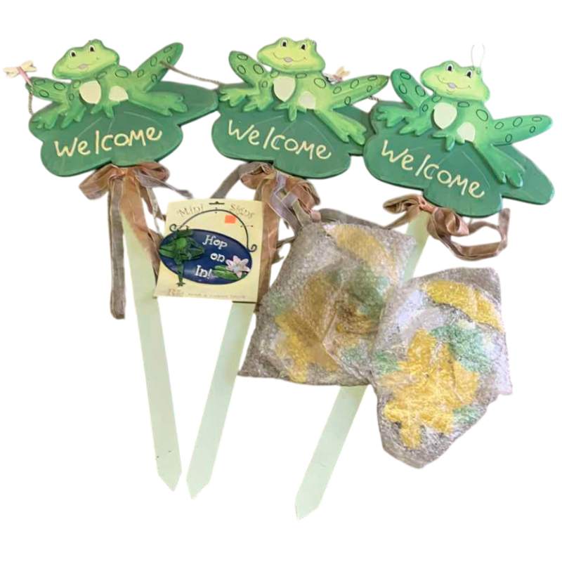 View 1 of FROG WELCOME DECOR