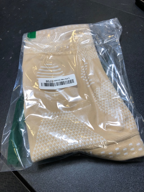 Photo 1 of MED NEENCA Knee Brace for Women & Men, Medical Knee Support with Patella Pad & Side Stabilizers, Knee Compression Sleeve for Knee Pain, Meniscus Tear, ACL, Joint Pain, Runner, Workout