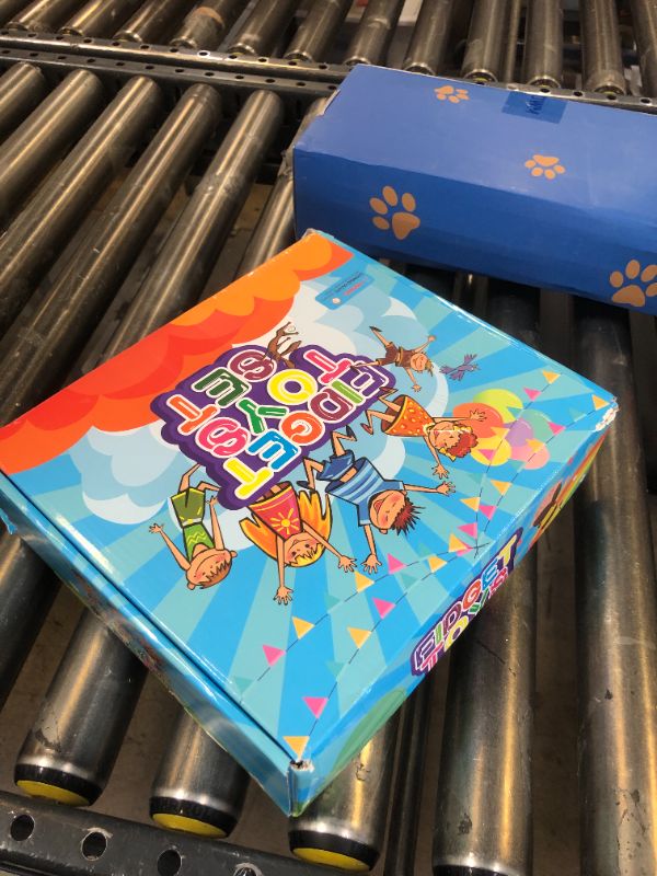 Photo 1 of 1000Pcs Party Favors for Kids, Fidget Toys Bulk, Birthday Gift Toys, Fidgets Stocking Stuffers, Treasure Box Birthday Party, Goodie Bag Stuffers, Carnival Prizes, Pinata Stuffers, Classroom Prizes