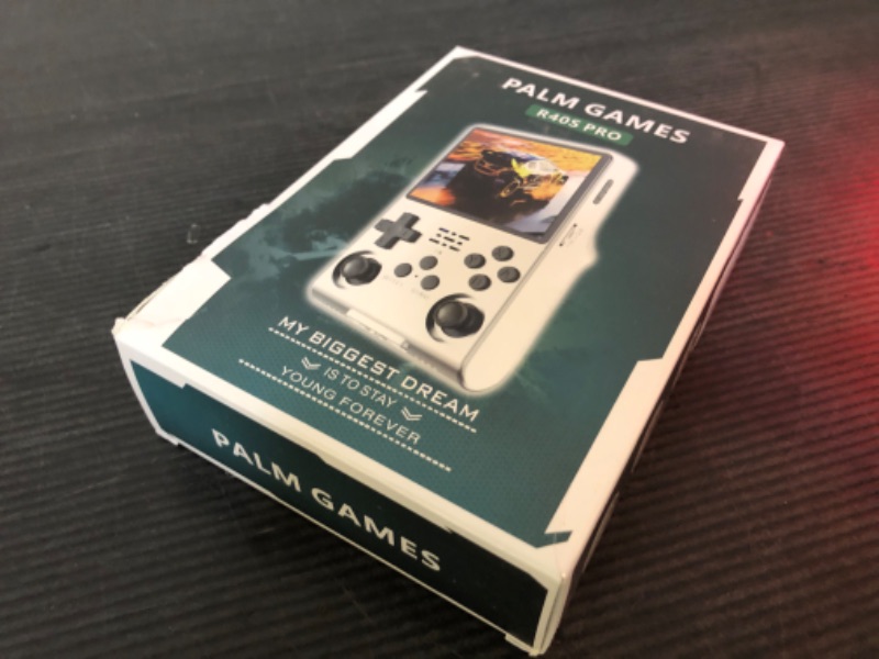 Photo 1 of 30000 Games in 1Handheld Game Console,3.5-Inch IPS Screen Retro Gaming Console,30000 Classic Games, 3800mAh,20?Mainstream Emulator,Built-in 256G TF Card