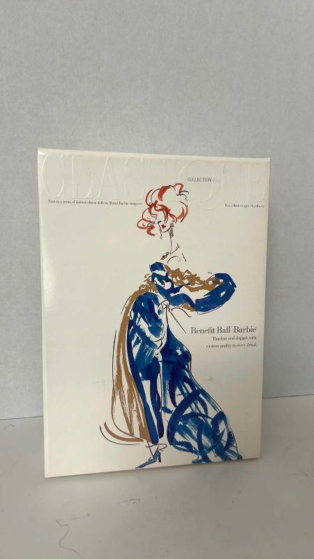 Photo 1 of BENEFITS BALL BARBIE CLASSIQUE COLLECTION SPECIAL EDITION 