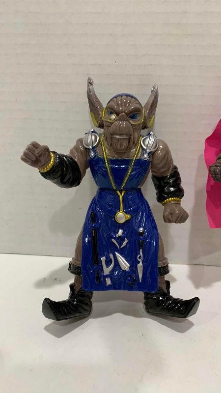 Photo 1 of VINTAGE MIGHTY MORPHIN POWER RANGERS FINSTER AND EVIL SPACE ALIEN SKELETON FIGURES