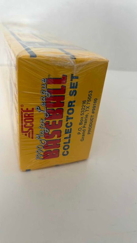 Photo 1 of 1990 SCORE COLLECTORS SET 704 BASEBALL CARDS