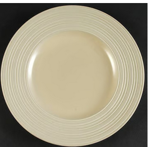 Photo 1 of 14 PIECE DINNERWARE SET GREEN