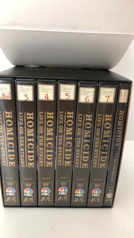 Photo 1 of 35-HOMICIDE LIFE ON THE STREET DVD SET